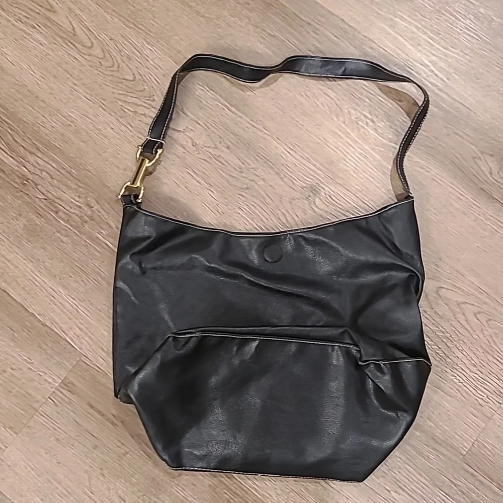 FREE WITH PURCHASE Black Avon Purse